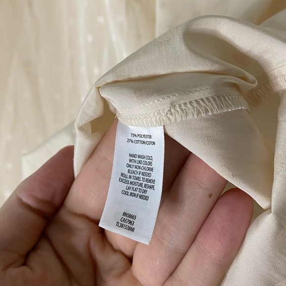 ✨ 2 for $40 SALE | Leith | Cream Polka Dot Flutter Sleeve Blouse - Picture 5 of 9